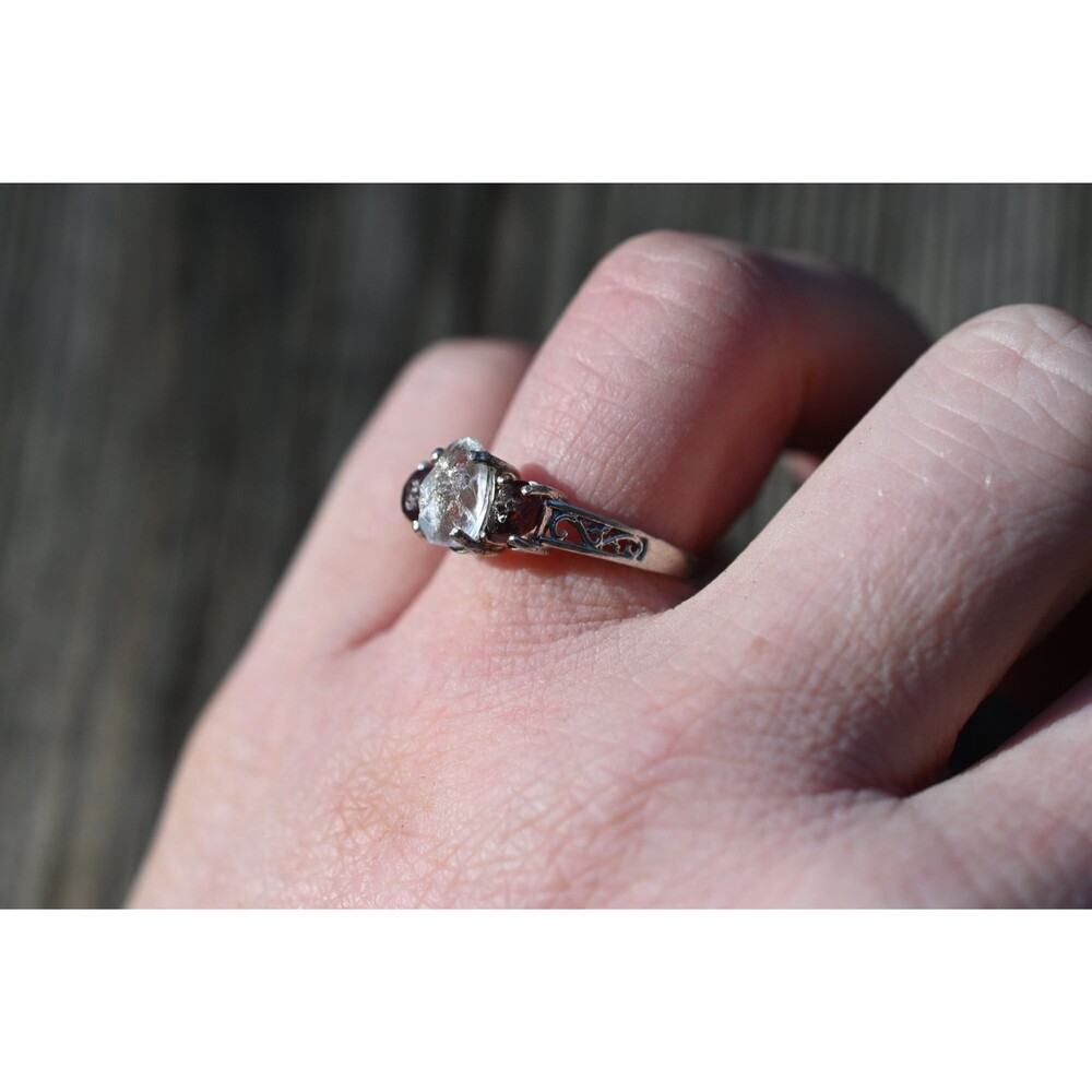 Engagement ring Raw Diamond , Rough Diamond Wedding Band, Natural Uncut Garnet ,